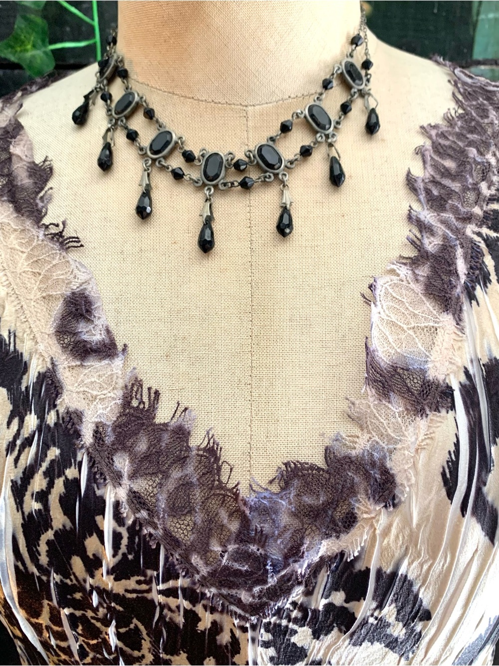 Komarov Maxi Dress 1930s Style Damask
Scroll Crinkle Cocktail Gown Black/Tan- M - Picture 5 of 15
